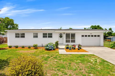 2501 Rollins Ave, Panama City, FL 32405