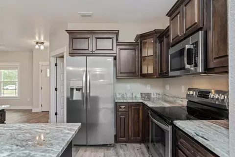 Kitchen - 1507 Kais St, Baker, FL 32531 photo 2 of 3
