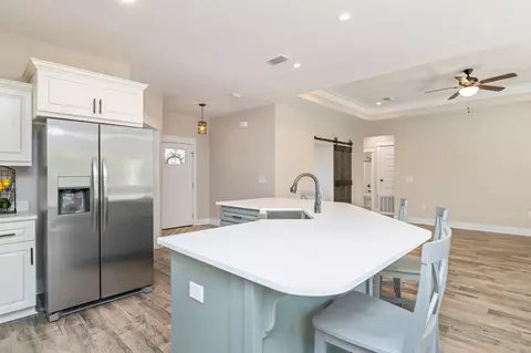Kitchen - 1511 Kais St, Baker, FL 32531 photo 3 of 5
