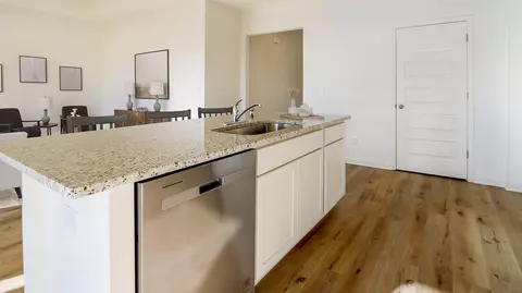 Kitchen - 206 Dockside Rd, Freeport, FL 32439 photo 8 of 8