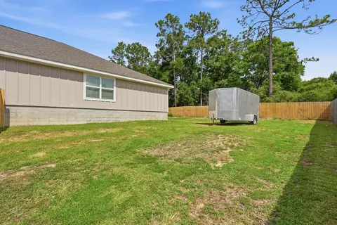 Exterior - 3503 Sugar Maple Ln, Crestview, FL 32539 photo 12 of 13