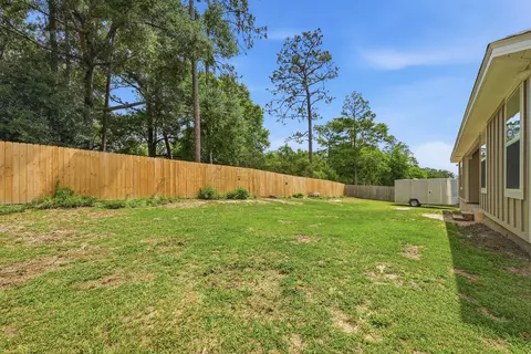 Exterior - 3503 Sugar Maple Ln, Crestview, FL 32539 photo 7 of 13