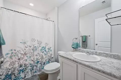 Bath - 3503 Sugar Maple Ln, Crestview, FL 32539 photo 3 of 3