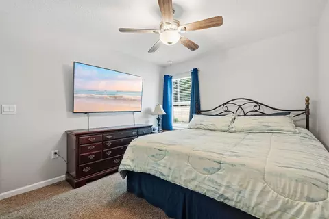 Bedroom - 3503 Sugar Maple Ln, Crestview, FL 32539 photo 6 of 11