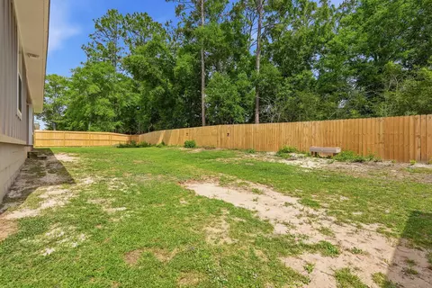 Exterior - 3503 Sugar Maple Ln, Crestview, FL 32539 photo 11 of 13
