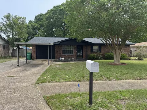 163 Marcia Dr, Mary Esther, FL 32569