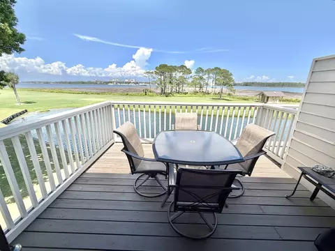 811 Harbour Point Dr #811, Miramar Beach, FL 32550