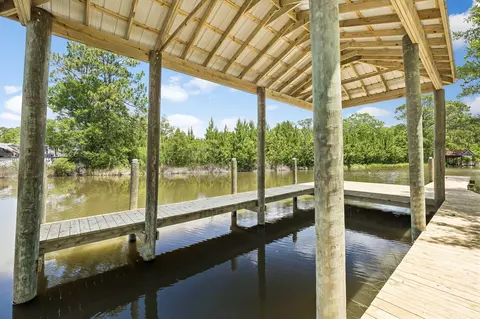92 Waterside Ln, Freeport, FL 32439 photo 24