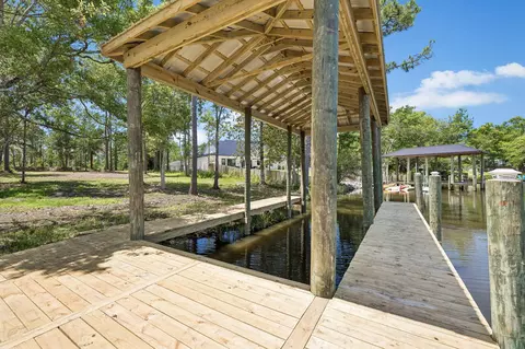 92 Waterside Ln, Freeport, FL 32439 photo 26