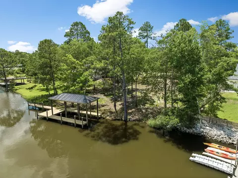 92 Waterside Ln, Freeport, FL 32439 photo 3