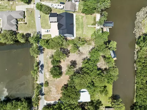 92 Waterside Ln, Freeport, FL 32439 photo 11