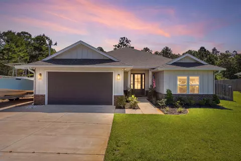 1652 Ponderosa Dr, Gulf Breeze, FL 32563