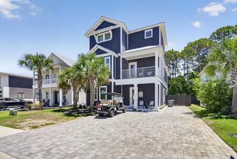 167 Lakeland Dr, Miramar Beach, FL 32550