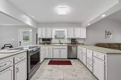 Kitchen - 210 Shell Dr, Crestview, FL 32536 photo 1 of 6