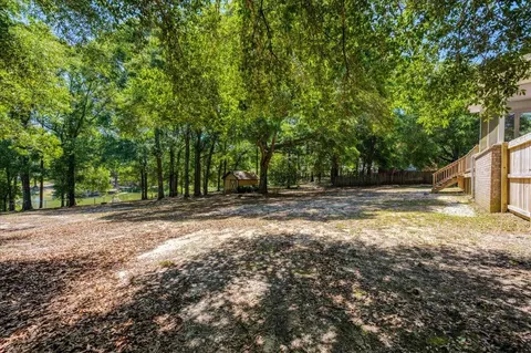 Exterior - 210 Shell Dr, Crestview, FL 32536 photo 8 of 20