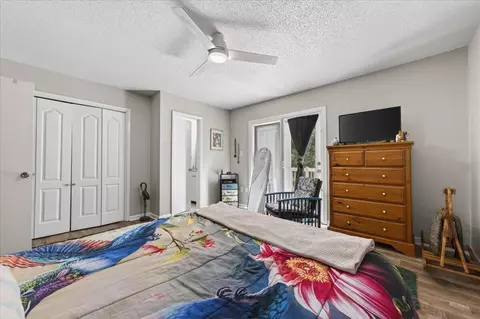 Bedroom - 210 Shell Dr, Crestview, FL 32536 photo 5 of 8