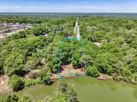 View/Area - 210 Shell Dr, Crestview, FL 32536 photo 10 of 10