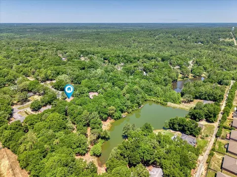 View/Area - 210 Shell Dr, Crestview, FL 32536 photo 7 of 10