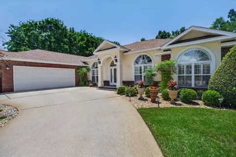 4242 Bobcat Cv, Niceville, FL 32578