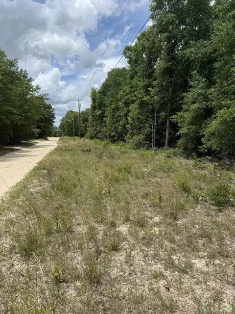 tbd Christopher Ln, Crestview, FL 32539