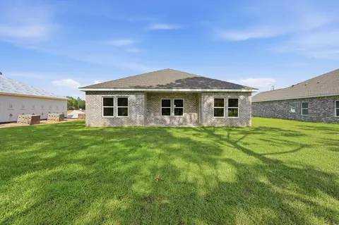 Exterior - 6114 Mildreds Way, Crestview, FL 32539 photo 4 of 6