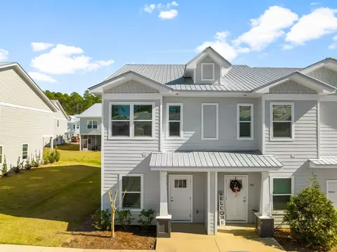 338 Date Palm Ln #HORIZON, Freeport, FL 32439