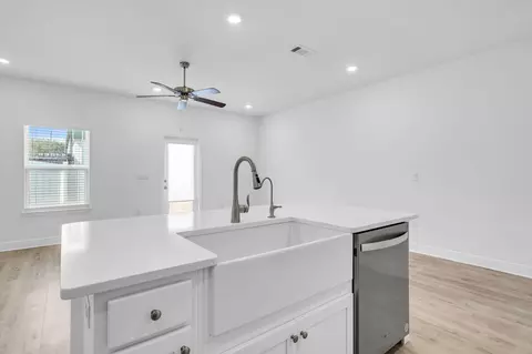 Kitchen - 22 Redbird Loop, Destin, FL 32541 photo 3 of 5
