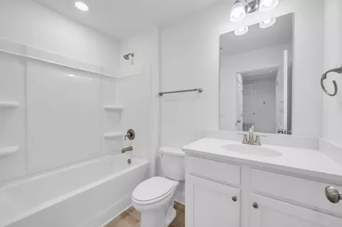 Bath - 22 Redbird Loop, Destin, FL 32541 photo 4 of 4