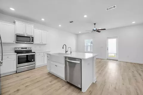 Kitchen - 22 Redbird Loop, Destin, FL 32541 photo 1 of 5