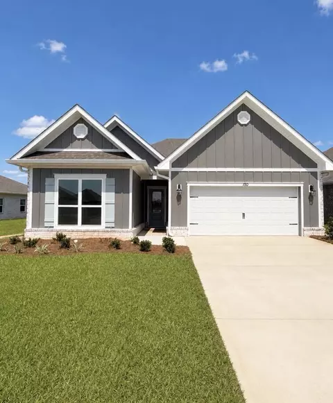 150 E Gray Owl Dr, Freeport, FL 32439