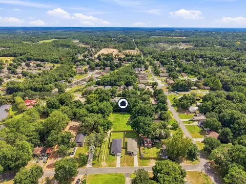 2932 Mccarty Ave, Crestview, FL 32539 photo 11
