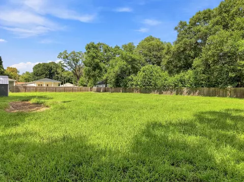 2932 Mccarty Ave, Crestview, FL 32539 photo 3