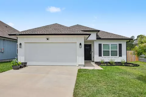 163 Blooming Cv, Crestview, FL 32539