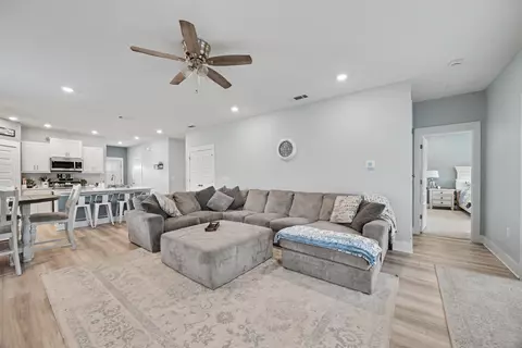 Living - 163 Blooming Cv, Crestview, FL 32539 photo 2 of 4