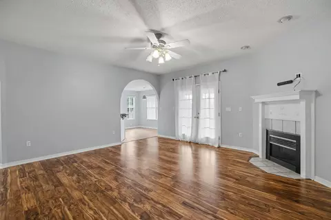 Living - 1200 Sly Dr, Baker, FL 32531 photo 2 of 4