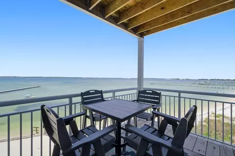 1150 Fort Pickens Rd #E-8, Pensacola Beach, FL 32561