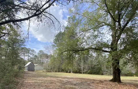 Nnn Gilmore Road, Holt, FL 32564