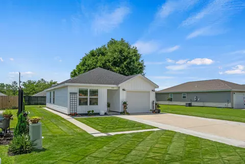 Exterior - 5370 Highview Dr, Crestview, FL 32539 photo 16 of 17