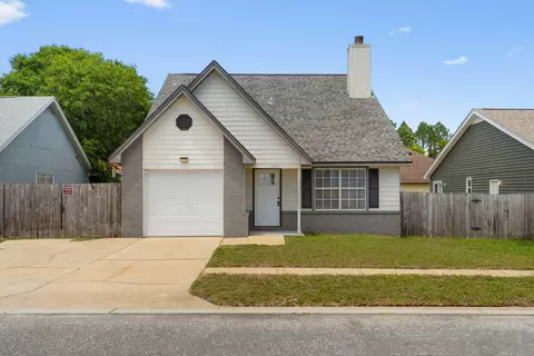 608 Drakes Lndg, Mary Esther, FL 32569