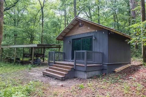 1966 Tower Ln, Westville, FL 32464