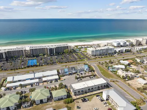 356 Billfish Ave #4, Fort Walton Beach, FL 32548