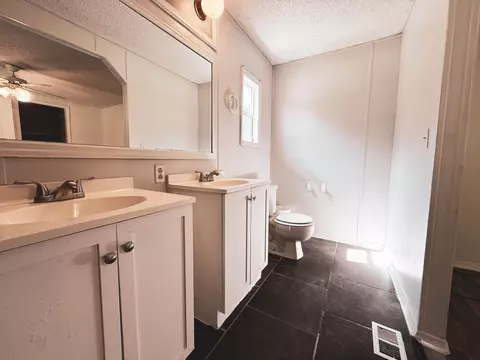 4253 Third Ave, Pace, FL 32571 photo 17