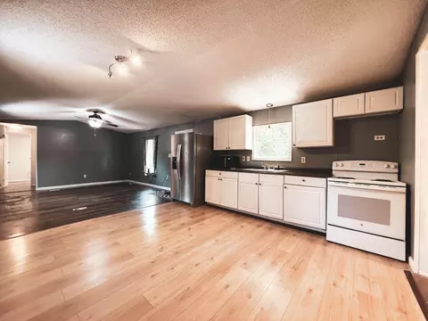 4253 Third Ave, Pace, FL 32571 photo 10