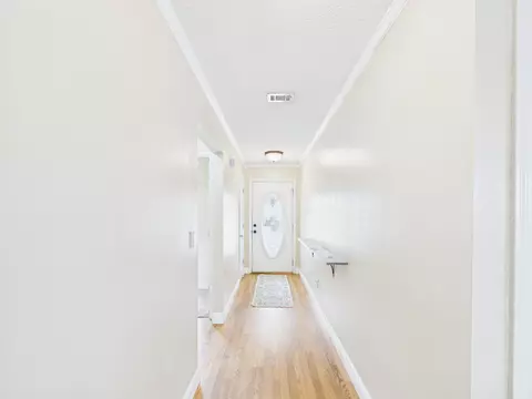Entry Way - 105 Aqua Dr, Crestview, FL 32536 photo 1 of 1