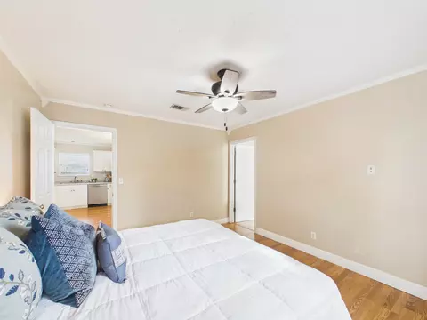 Bedroom - 105 Aqua Dr, Crestview, FL 32536 photo 3 of 7