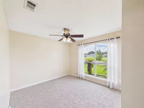 Bedroom - 105 Aqua Dr, Crestview, FL 32536 photo 4 of 7