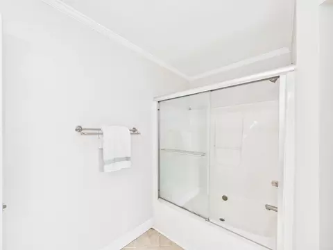 Bath - 105 Aqua Dr, Crestview, FL 32536 photo 3 of 4