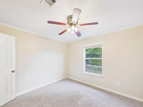 Bedroom - 105 Aqua Dr, Crestview, FL 32536 photo 6 of 7