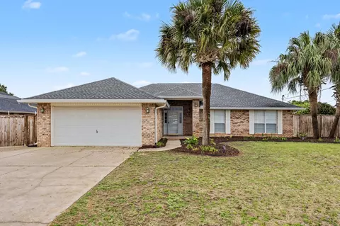 4863 Traxx St, Crestview, FL 32536