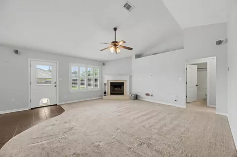 Living - 4863 Traxx St, Crestview, FL 32536 photo 1 of 4